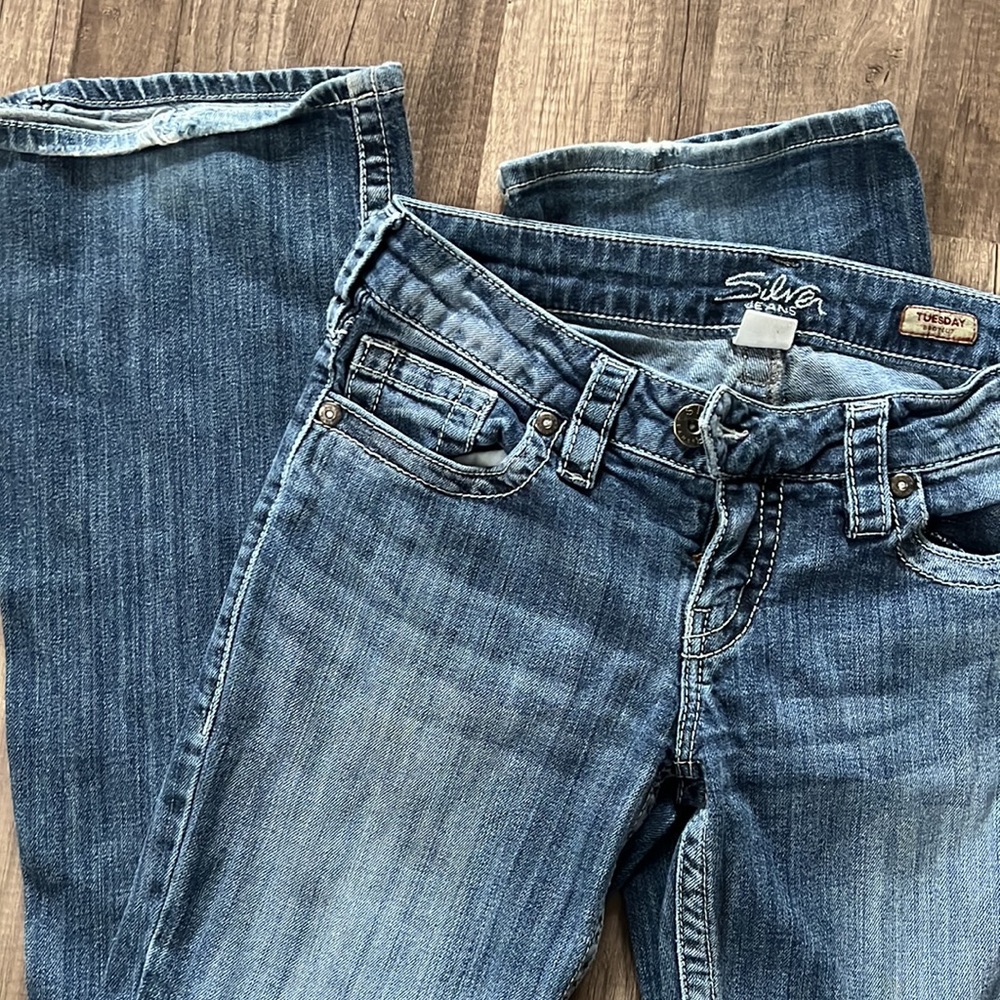 Silver Jeans - Picture 4 of 7